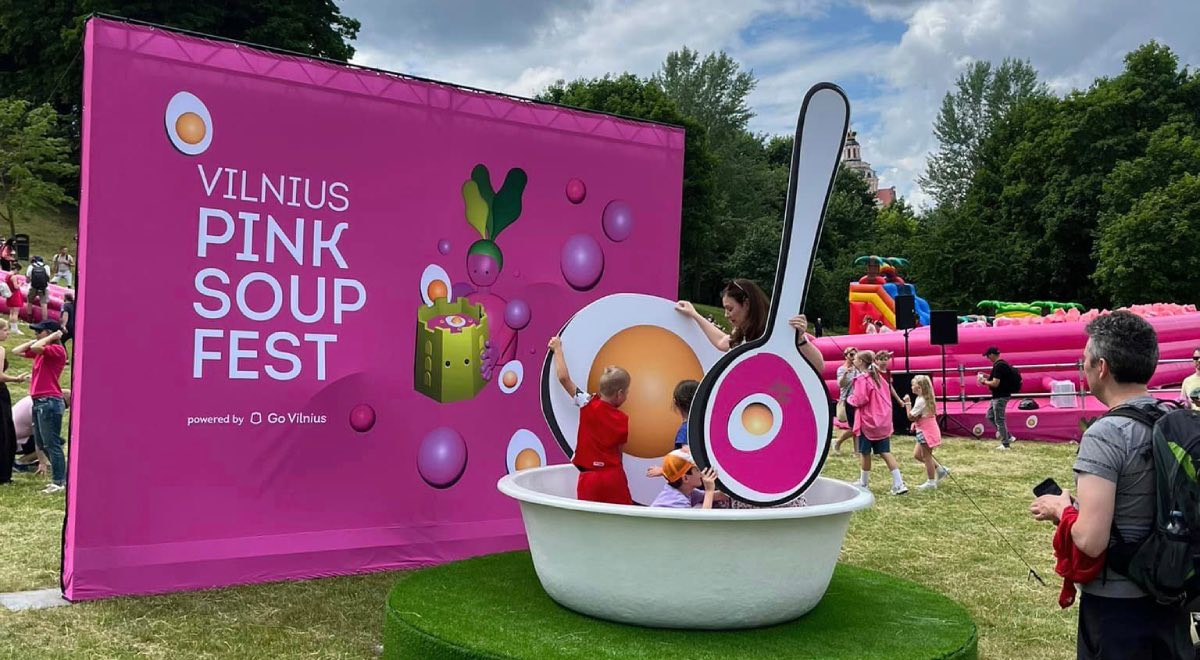 Read more about the article WILNO O SMAKU CHŁODNIKA🥣🫜🍳🥔 Czyli Festiwal chłodnika ze zwiedzaniem Wilna, Kowna i Troków